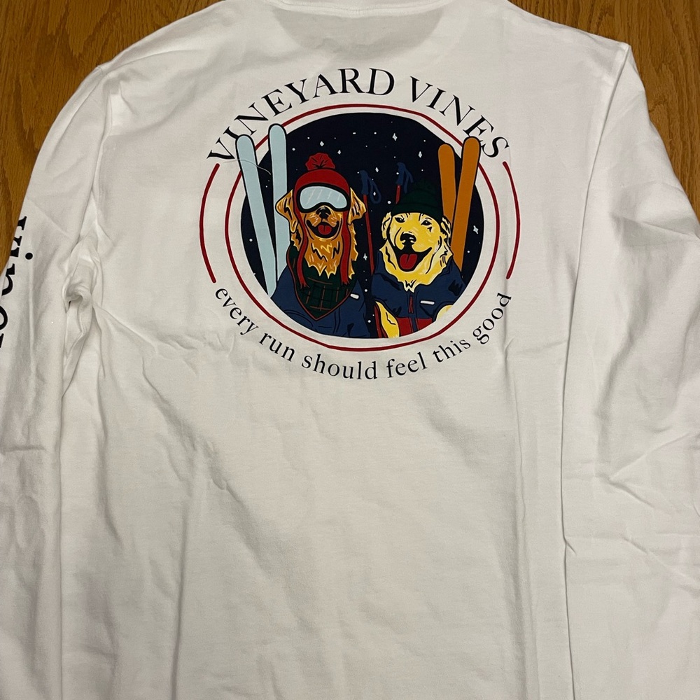 Vineyard Vines Holiday Men’s Long Sleeve T’s - Picture 3 of 6